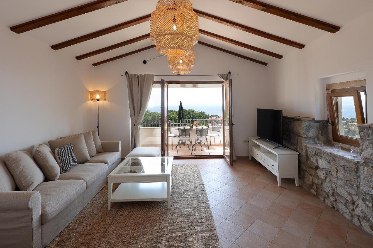 Villa Fani With Jacuzzi Ičići 외부 사진